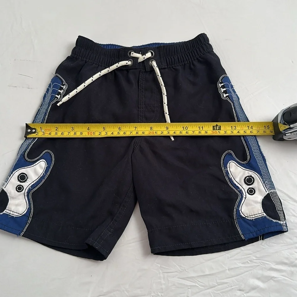 Gap black blue white guitar graphic mesh lined drawstring swim trunks